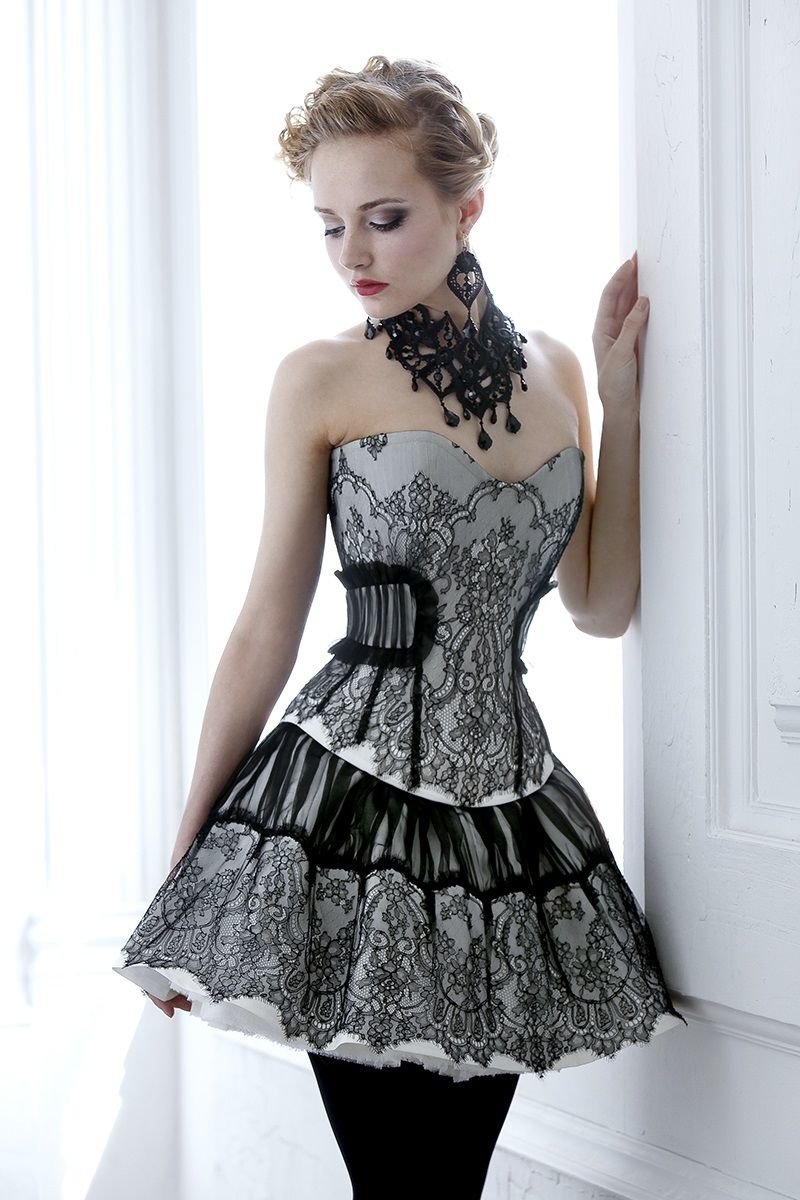 Изумительное мини-платье с корсетом La Underwire Dress