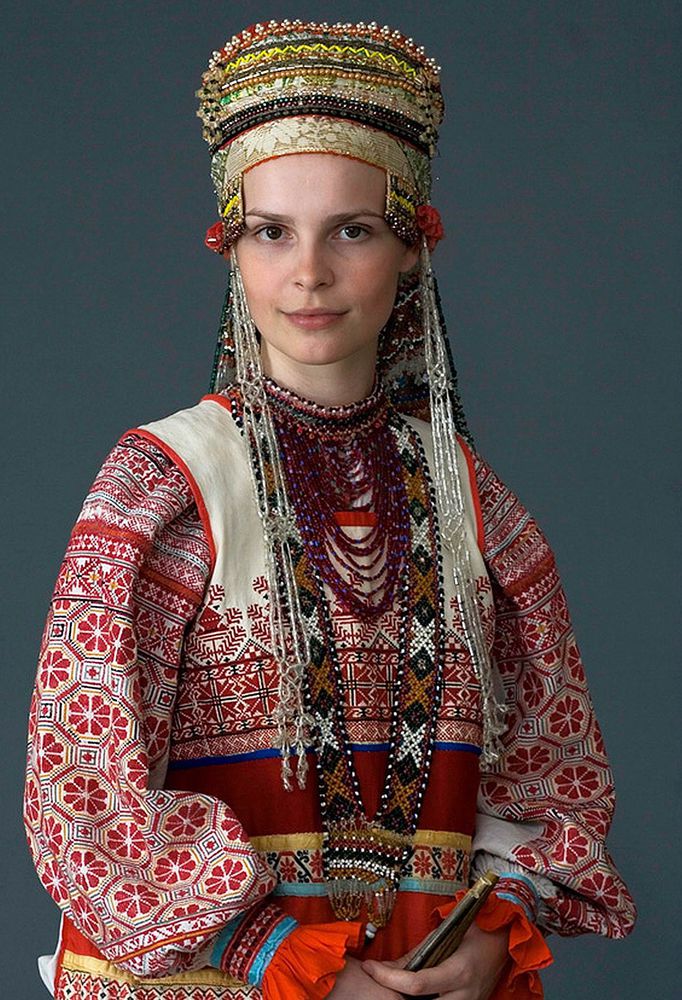 Раскраска народный костюм русский праздничный - 70 фото
