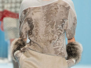 Меховые шарфы, манжеты, юбки и платья: модный тренд в нарядах известных дизайнеров | Ярмарка Мастеров - ручная работа, handmade Меховые шарфы, манжеты, юбки и платья: модный тренд в нарядах известных дизайнеров | Ярмарка Мастеров - ручная работа, handmade