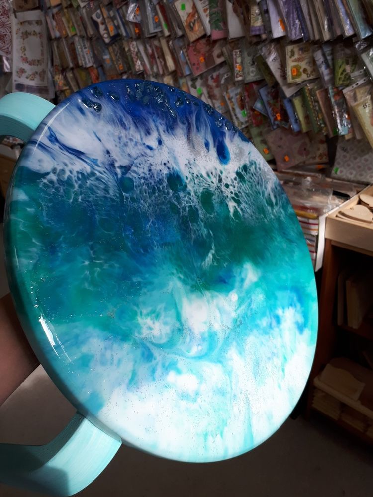 МК Рисование эпоксидной смолой. Табуретное море | Журнал Ярмарки Мастеров