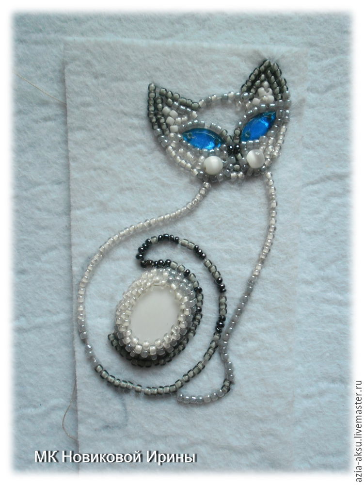 Брошь-кошка из бисера голубоглазая сиамская красавица, изображение №14