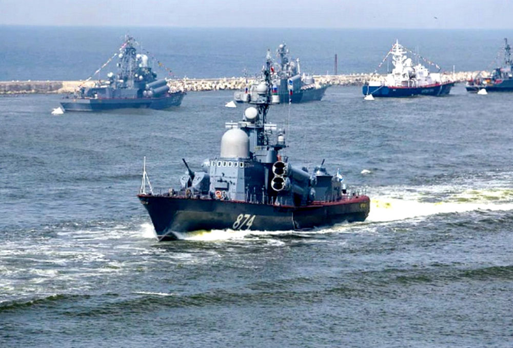 Калининградская область вмф. Балтийская военно-морская база Балтийского флота. ВМФ Балтийский флот Калининград. Корабли ВМФ В Балтийске.