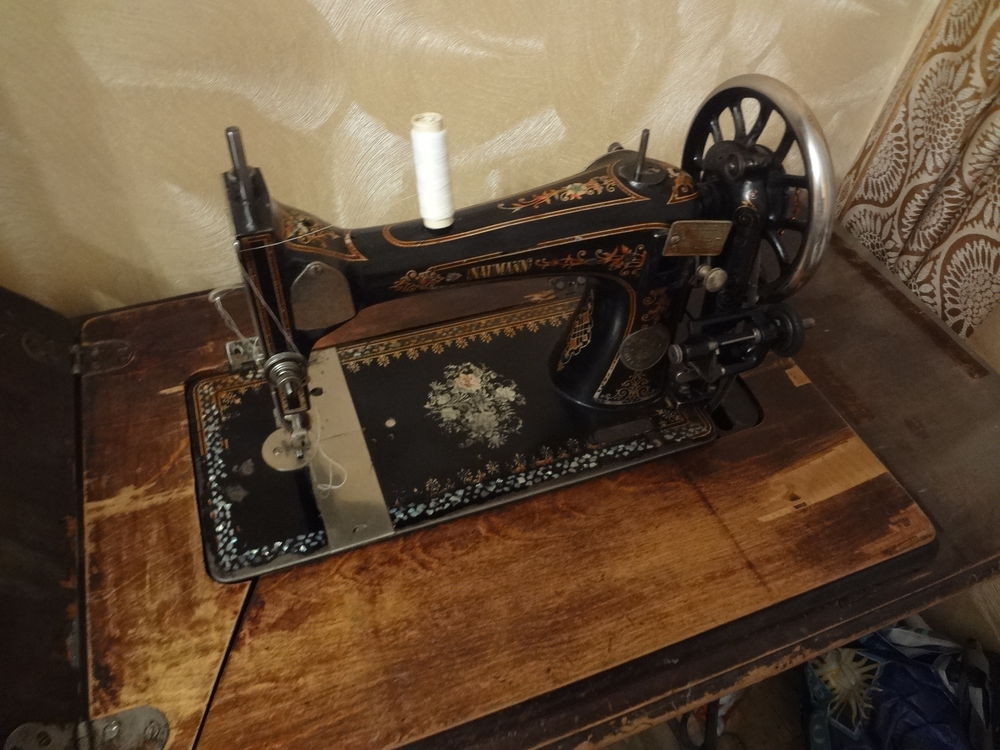 Отдам швейную машинку