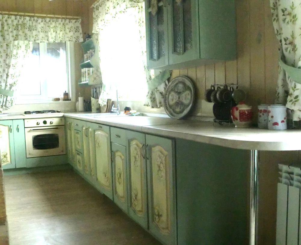 Маленькая кухня в стиле прованс - 40 шикарных фото