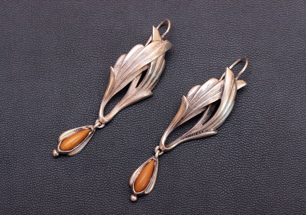 ювелирные украшения свердловского ювелирного завода. свердловские ювелиры. выставка уралювелир екатеринбург.