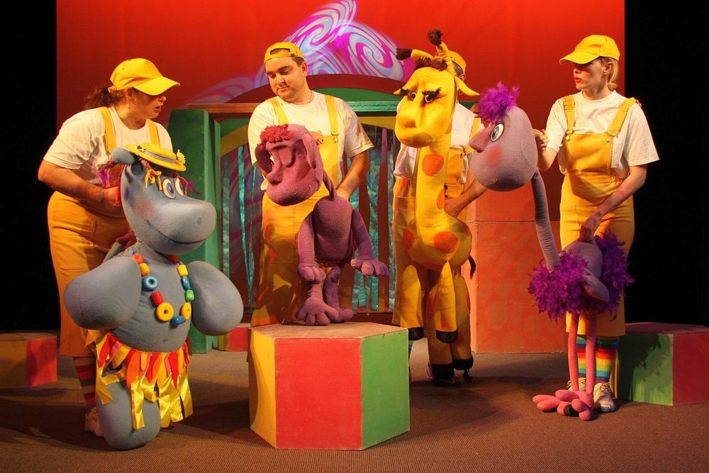 Напольный театр