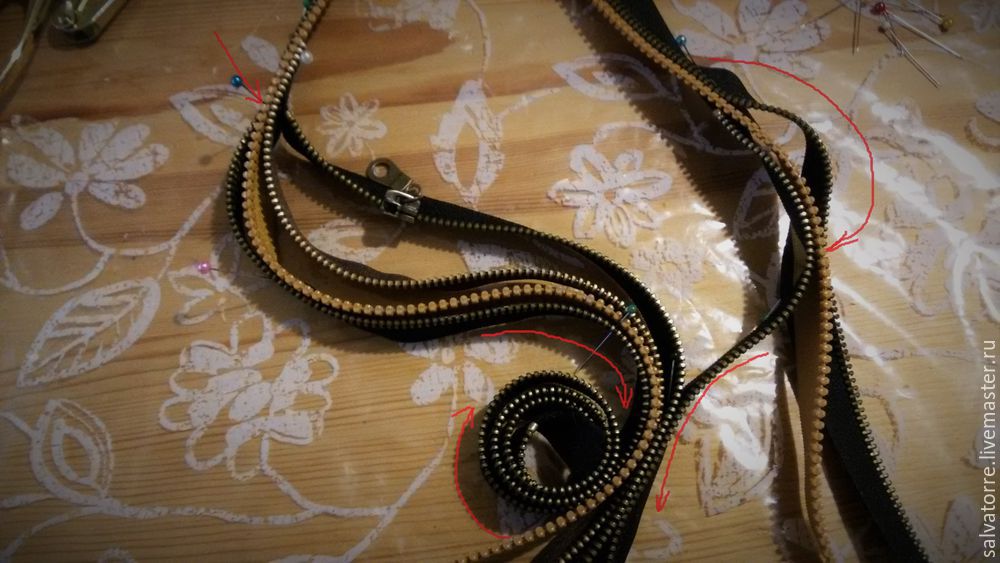 «Мандариновые вензеля» создаем необычное колье из молний, фото № 6