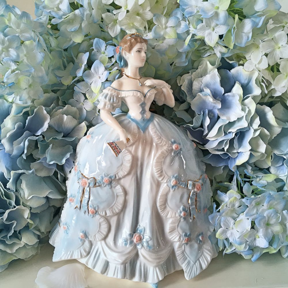 статуэтка, фарфор royal worcester статуэтка, фарфор royal worcester