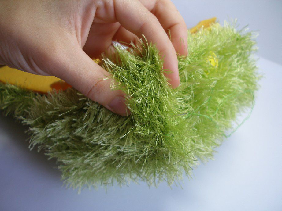 Имитация травы для макета. Искусственная трава для поделок. Сделать траву из бумаги. Травка из ниток. Как сделать траву для поделки.