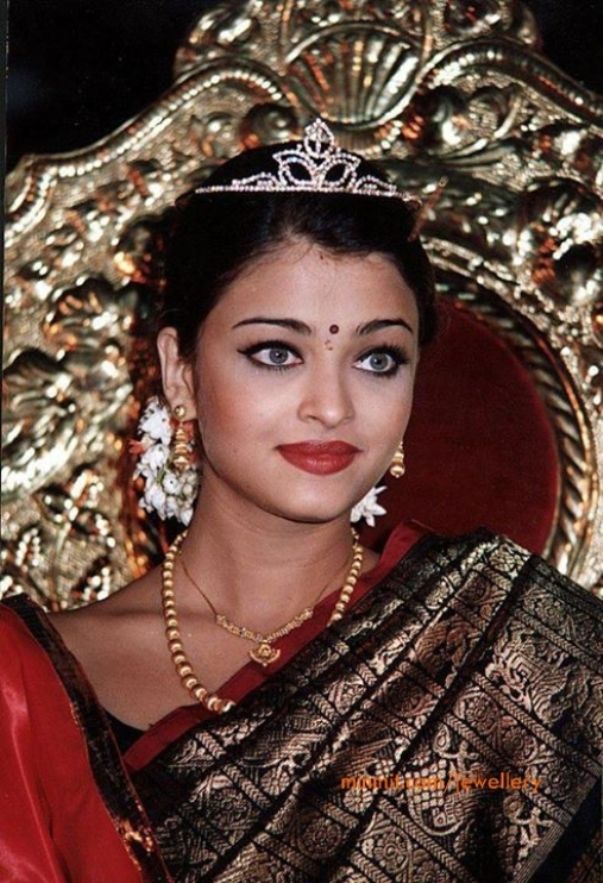 Голая Айшвария Рай фото — Aishwarya Rai nude