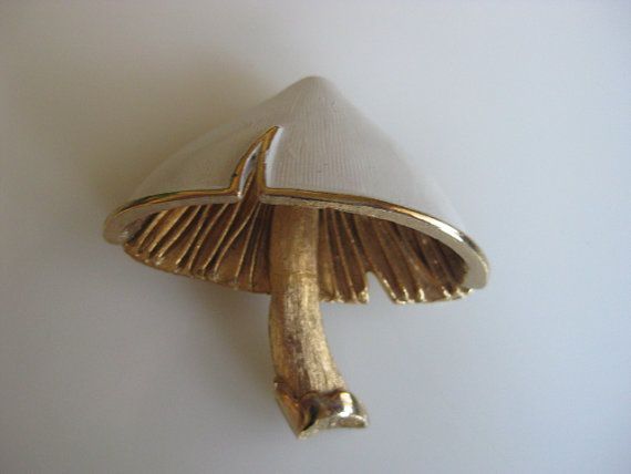 Vintage Signed MUSHROOM PIN Brooch NAPIER by terrysgotit on Etsy, $39.95