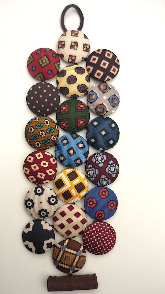 Стильные украшения из галстуков, шнурков и платков от Cecile Bertrand