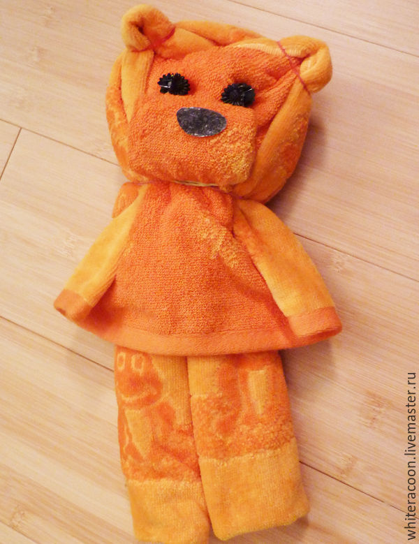 Упаковка из полотенца в форме медведя, фото № 9