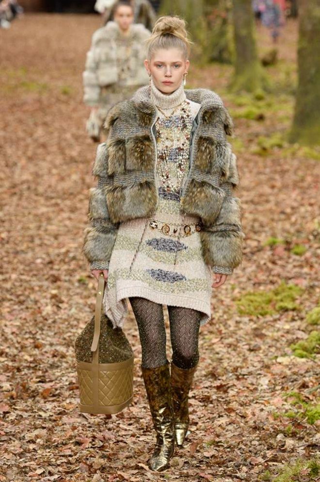 Модный показ Chanel 2018 в лесу Журнал Ярмарки Мастеров