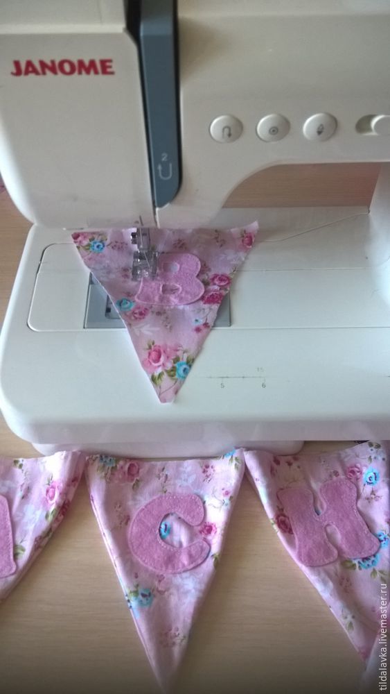 Sew Petite Portable Mini Sewing Machine by Janome 