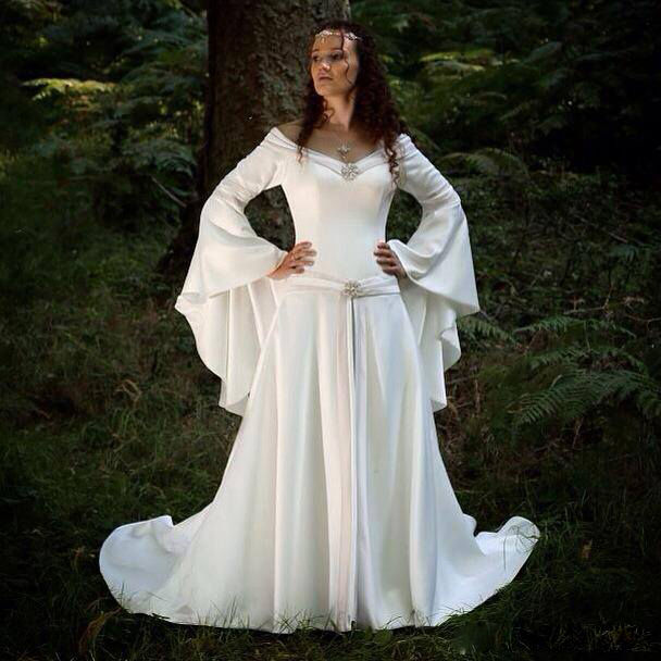 Как любить свою эльфийскую невесту. Свадебное платье Эльфийское Elven Style Dress. Свадебное платье в эльфийском стиле. Свадебное платье средневековья. Свадебное платье в стиле средневековья.