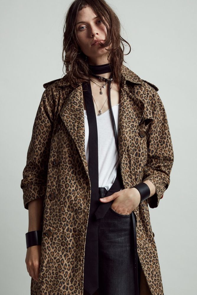 С чем носить женское леопардовое пальто: стильные образы года