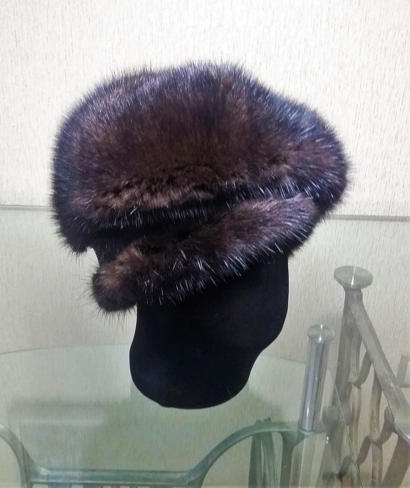 От каких факторов зависит цена на перешив норковой шапки в ателье Blackglama