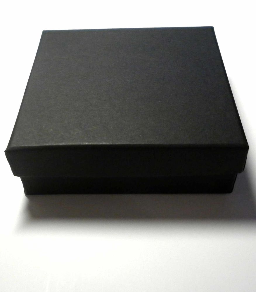 черная коробка фото
