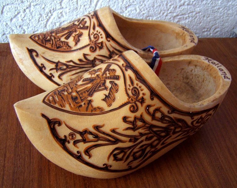 Истории Запада и Востока. Скандинавская деревянная обувь træsko