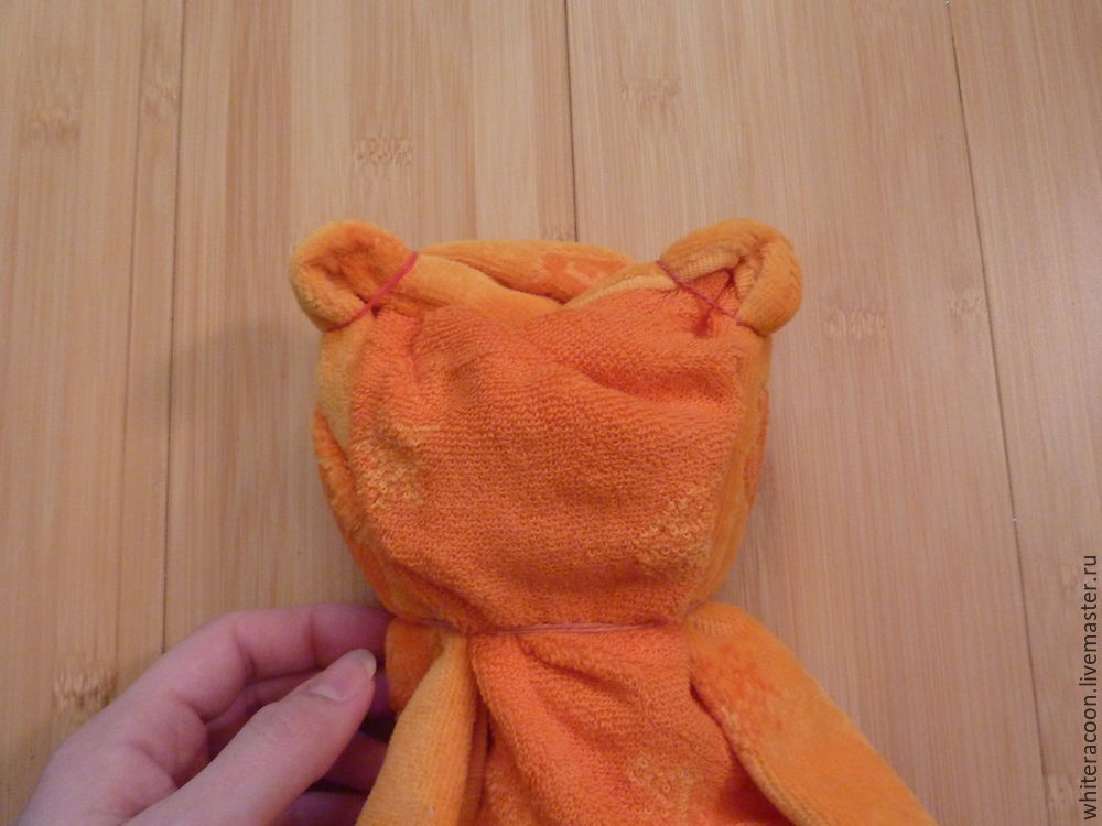 Упаковка из полотенца в форме медведя, фото № 7