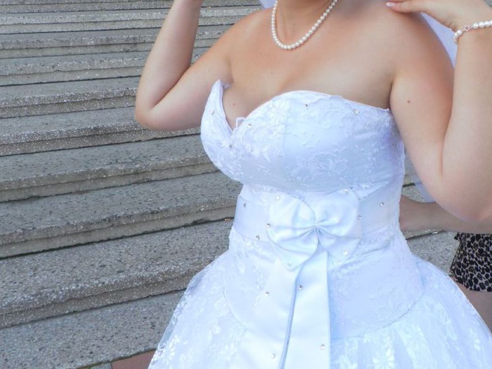Большая грудь и свадебное платье