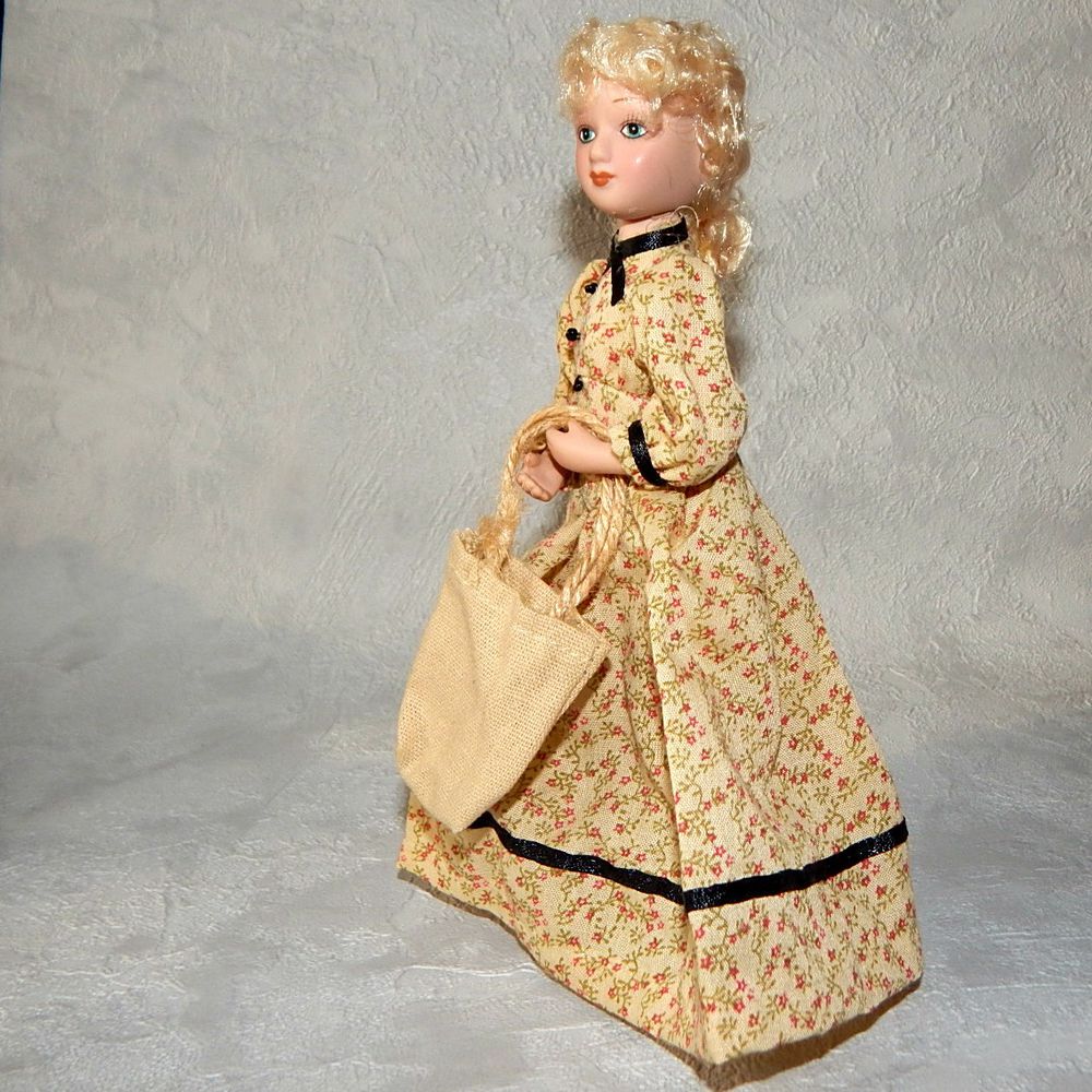Купить куклы эпох. Кукла Джейн Остин дамы эпохи. Фарфоровые куклы дамы эпохи. Коллекция дамы эпохи.