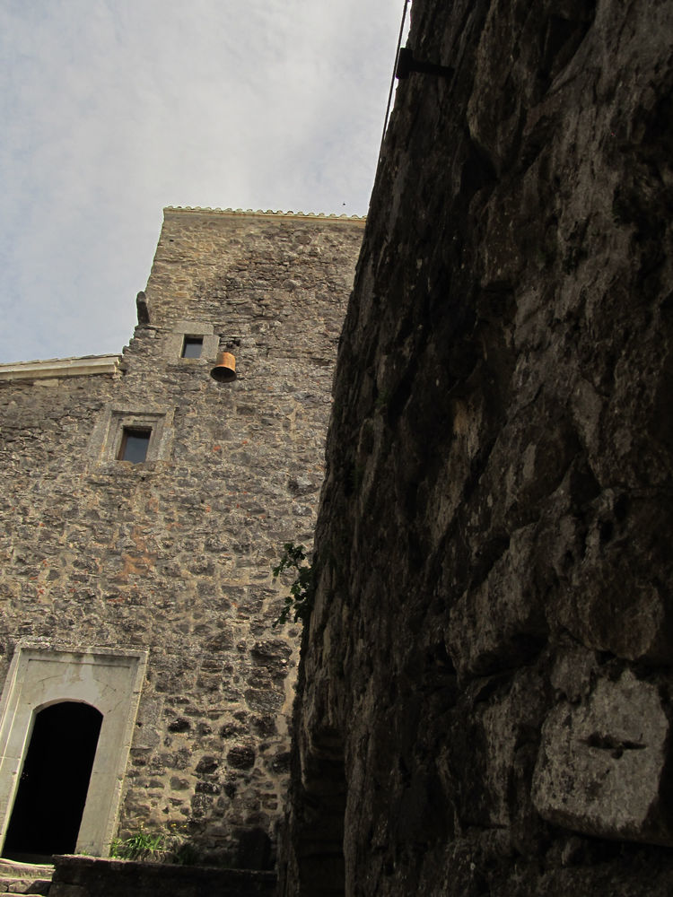 Армянский монастырь Сурб-Хач в Крыму. История в двух частях с рождением ребенка, фото № 8