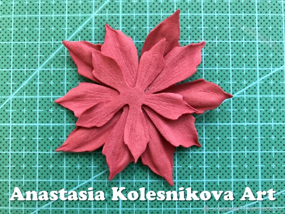 Создаем цветок пуансеттии из фоамирана. «Рождественская звезда» своими руками, фото № 7