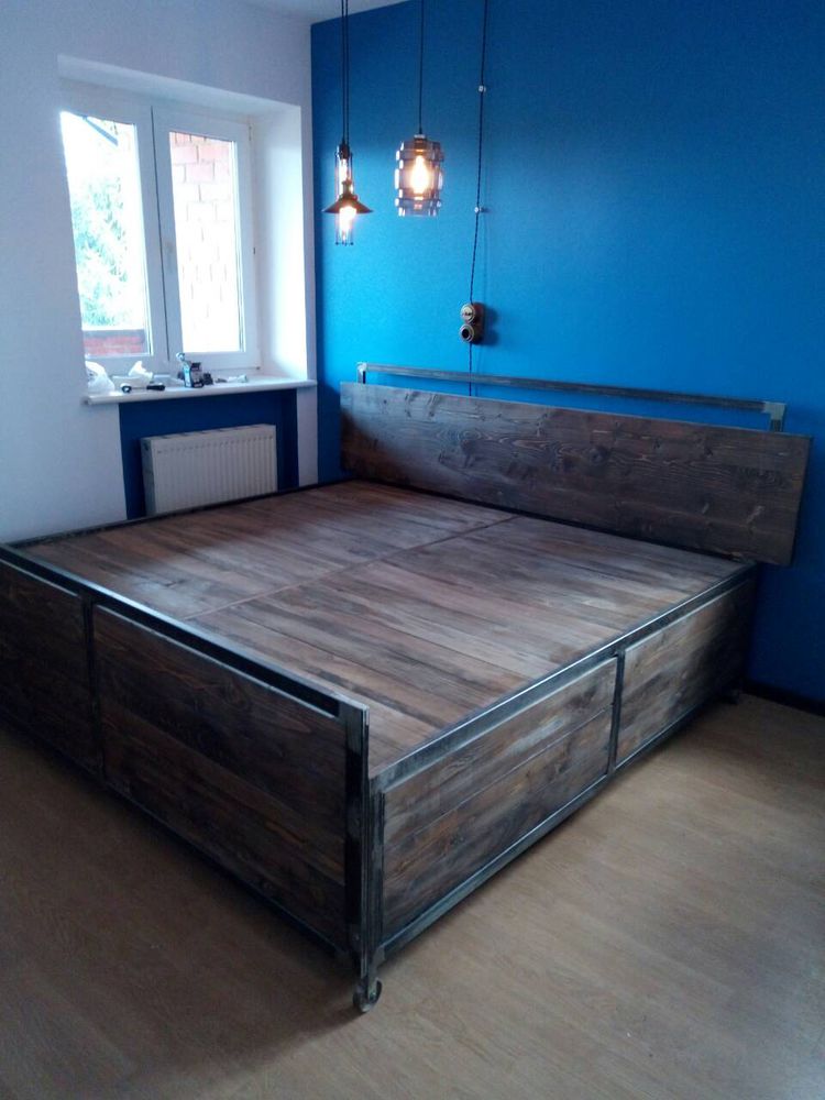 Кровать в стиле лофт из профильной трубы