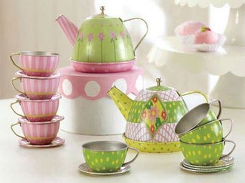 This tea set. Посуда с лавандой фарфор. Чайник royal albert. Кукольное чаепитие. Сервиз на белом фоне.