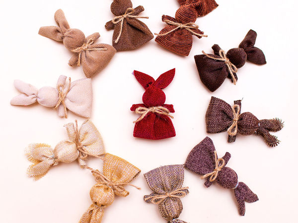 A 15-Munite Easter Tutorial on Making a Folk Needleless Bunny Toy | Livemaster - handmade