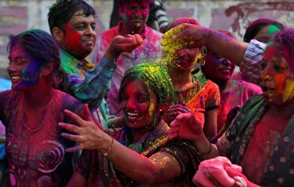 hindi nibandh on holi Welcome to hindiessaysonlinecom here you will find hindi essays for schools, colleges, ssc exam read sample essays related to hindi essay writing. hindi nibandh on holi Welcome to hindiessaysonlinecom here you will find hindi essays for schools, colleges, ssc exam read sample essays related to hindi essay writing.