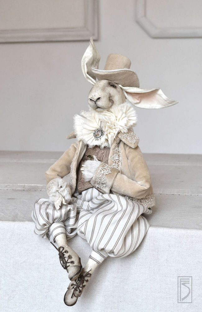 Игуану и зайцев в технике «грунтовый текстиль» котовчане могут увидеть на музейной выставке (фото)