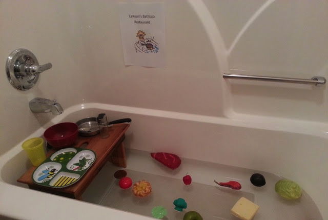 Как помыть резиновые игрушки для ванны внутри и снаружи
