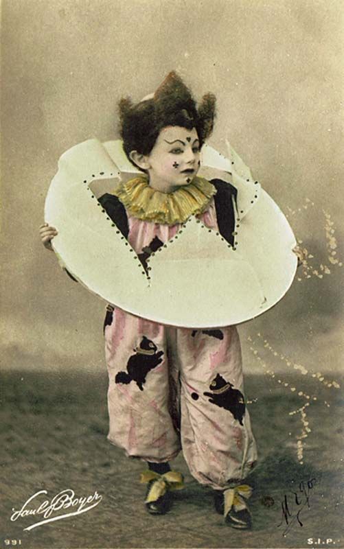 Мода из прошлого: Страшно красивые костюмы на Хэллоуин