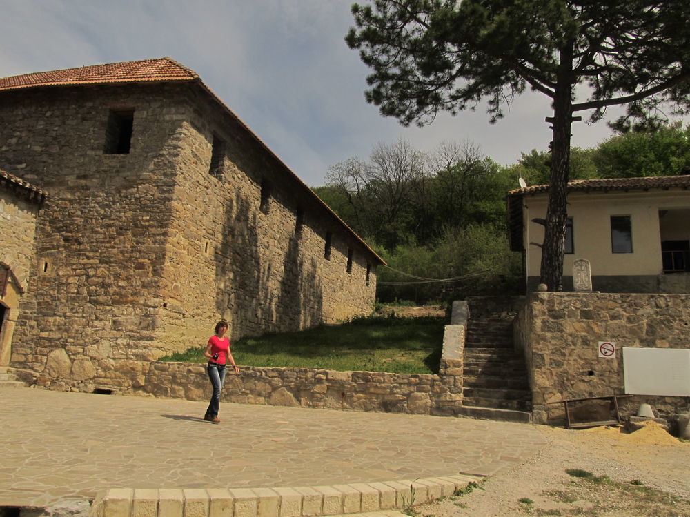 Армянский монастырь Сурб-Хач в Крыму. История в двух частях с рождением ребенка, фото № 3