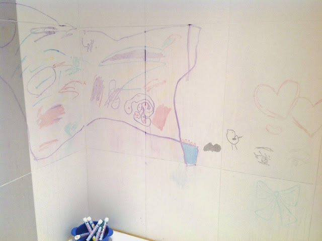 Рисунок в ванную комнату своими руками - 44 фото
