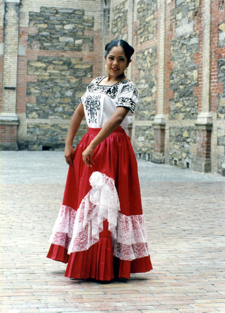Национальная одежда Мексиканцев (73 фото)