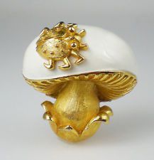 VTG CROWN TRIFARI Mushroom Ladybug Pin Brooch White Enamel 1960s