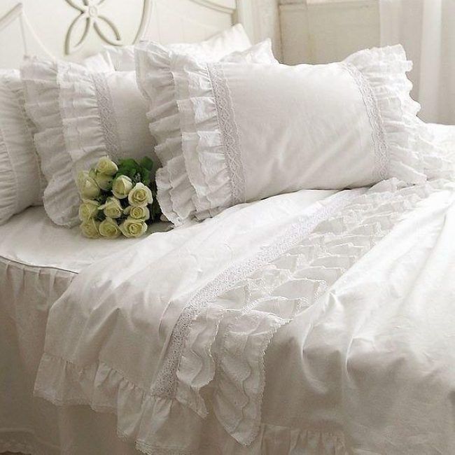Декоративные подушки в стиле Прованс: цвета, узоры, формы