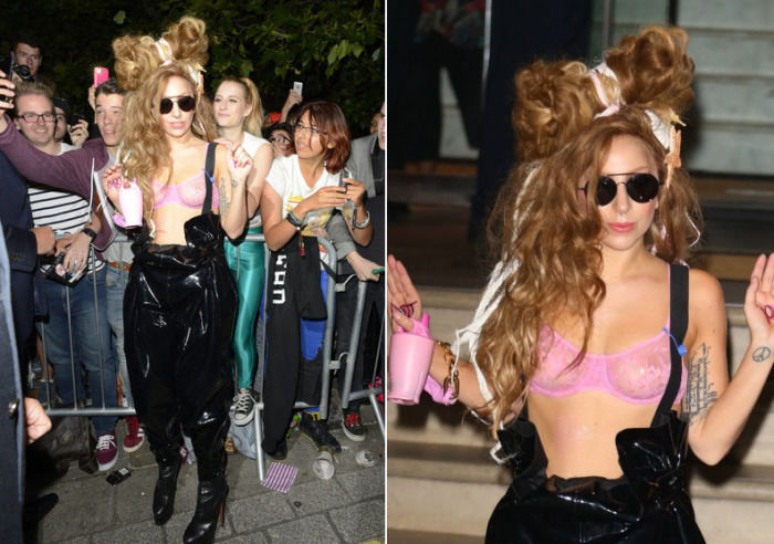 Вешалка для одежды. Уличная мода скандинавии. Успела одеться. Успела одеться. Француженки в обычной жизни.