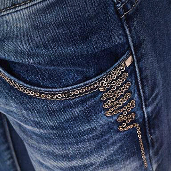 Декор на джинсах