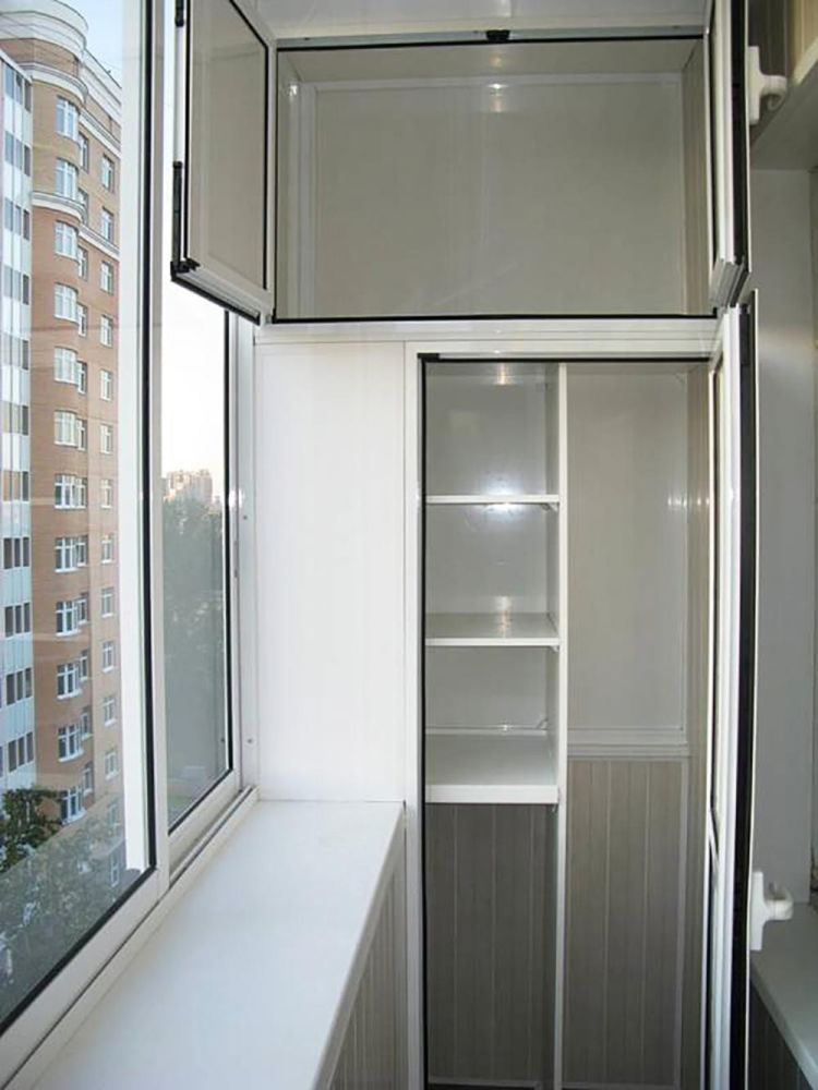 Шкафы на балконе - интересные идеи, фото на узкий балкон - дизайн