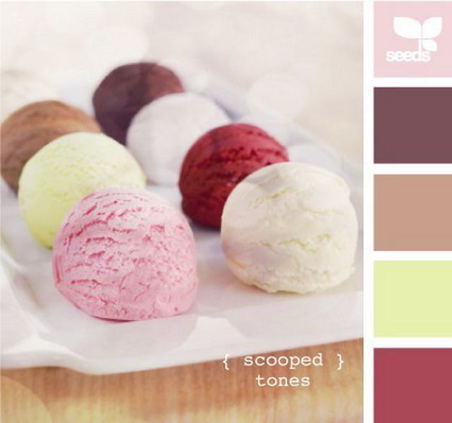 Мороженое в руке. Цвет мороженого. Цвет мороженого. Клубничное мороженое цвет. Мороженое цвета.