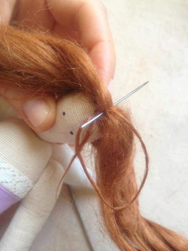 Как правильно вшить волосы кукле