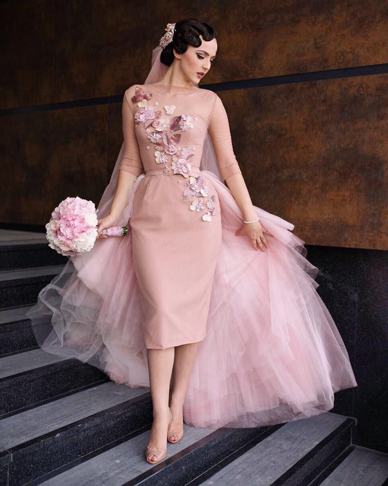 Розовые свадебные платья короткие