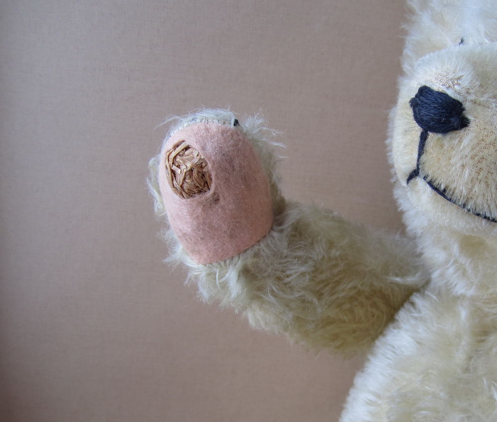 Плюшевая лапка. Утяжка лапок Тедди. Утяжка лап мишки Тедди. Лапка плюшевого медведя. Лапа плюшевого медведя.
