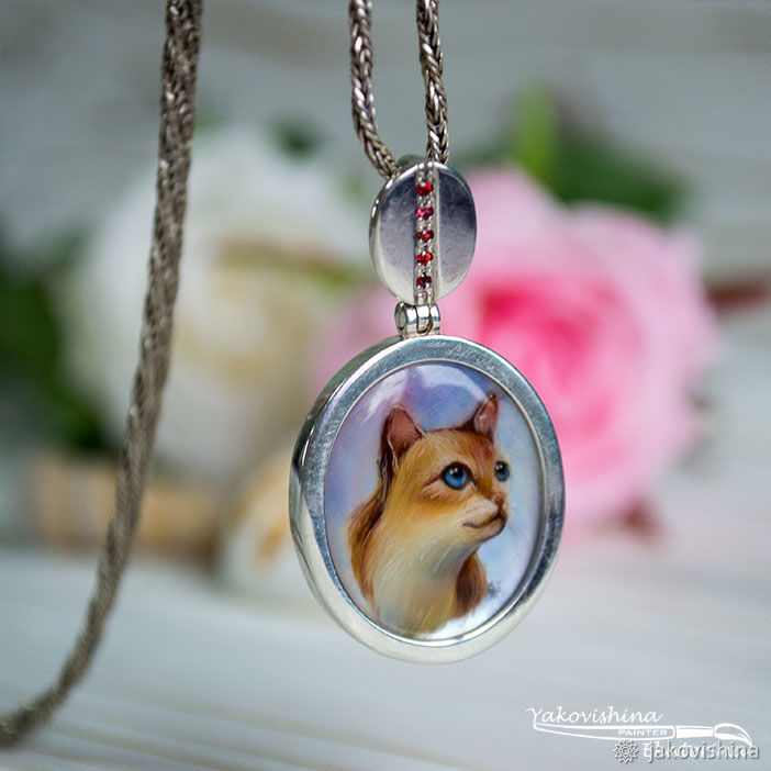 Painting a Miniature Cat on Nacre to Create a Cool Pendant DIYs в