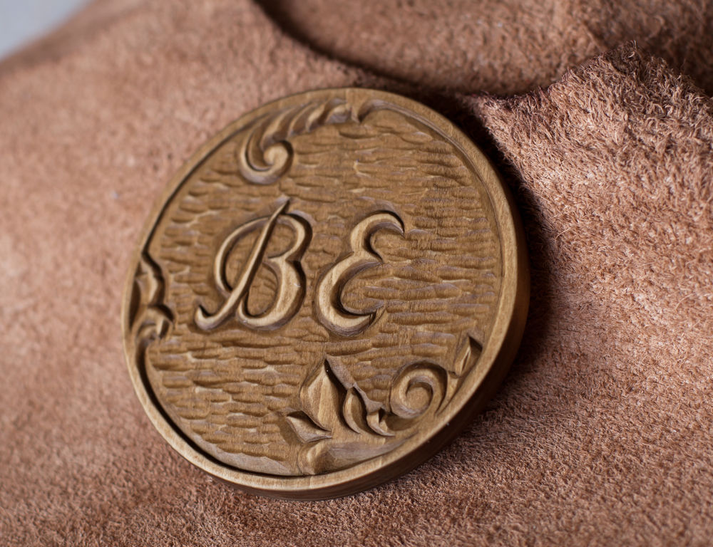 Серьги с адуляром. Фокус с монетами 5 и 2 рубля. Несимметричная монетка. Монетка с буквой к. Монета дать не дать.